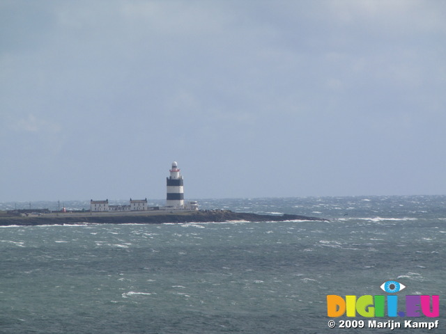 SX02987 Hook Head Lighthouse from Dunmore East